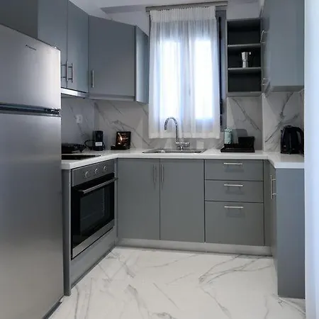 Moments Apartment D2 Walking Distance From The Beach And Sea! Lägenhet